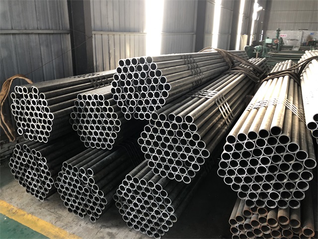 白银小口径厚壁无缝钢管