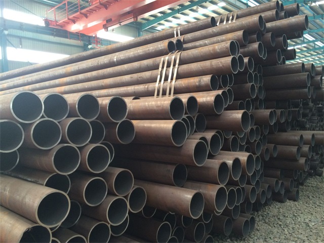 白银化肥设备用高压无缝钢管