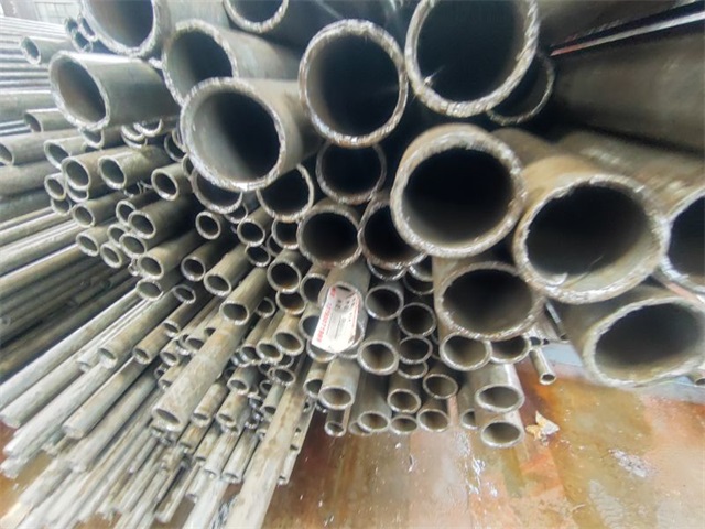 白银大口径精密无缝钢管