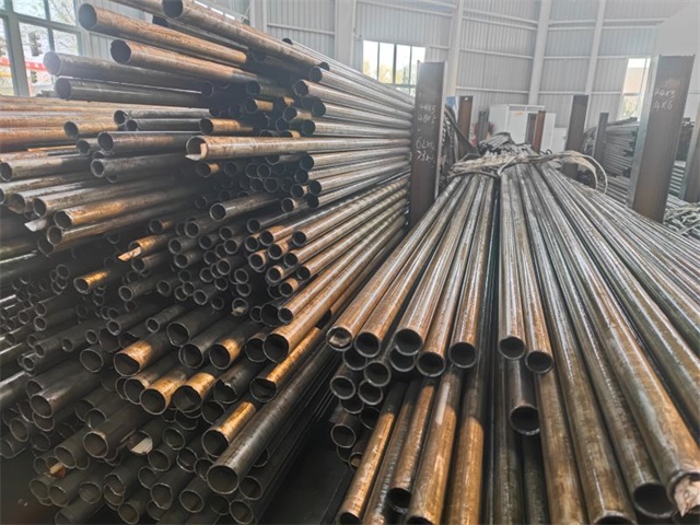 白银35#精密无缝钢管